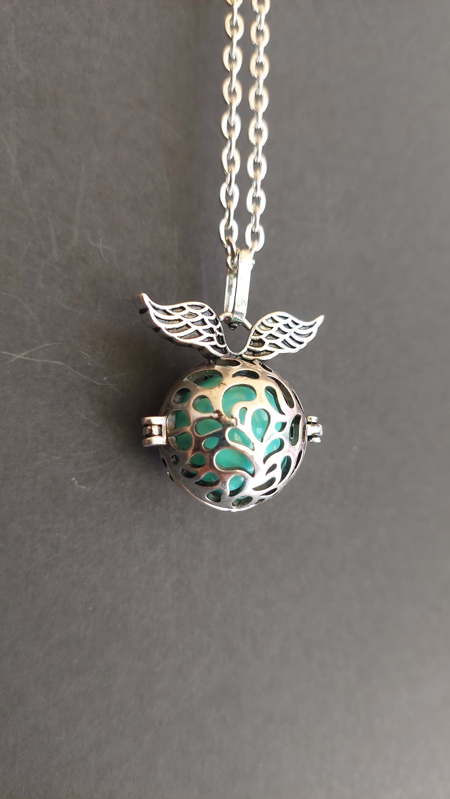 Llamador de Ángeles / Esfera con Gotas y Alas Menta