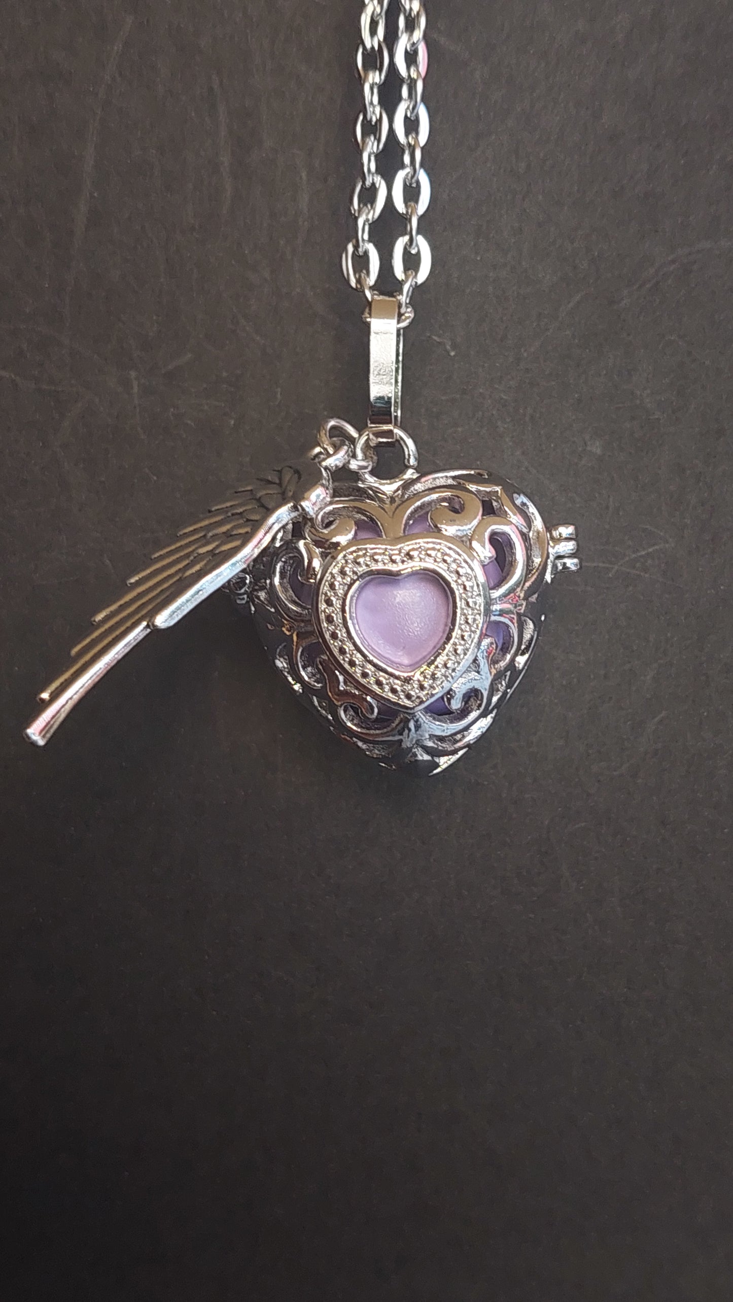 Llamador de Ángeles / Corazón Lila con 1 ala