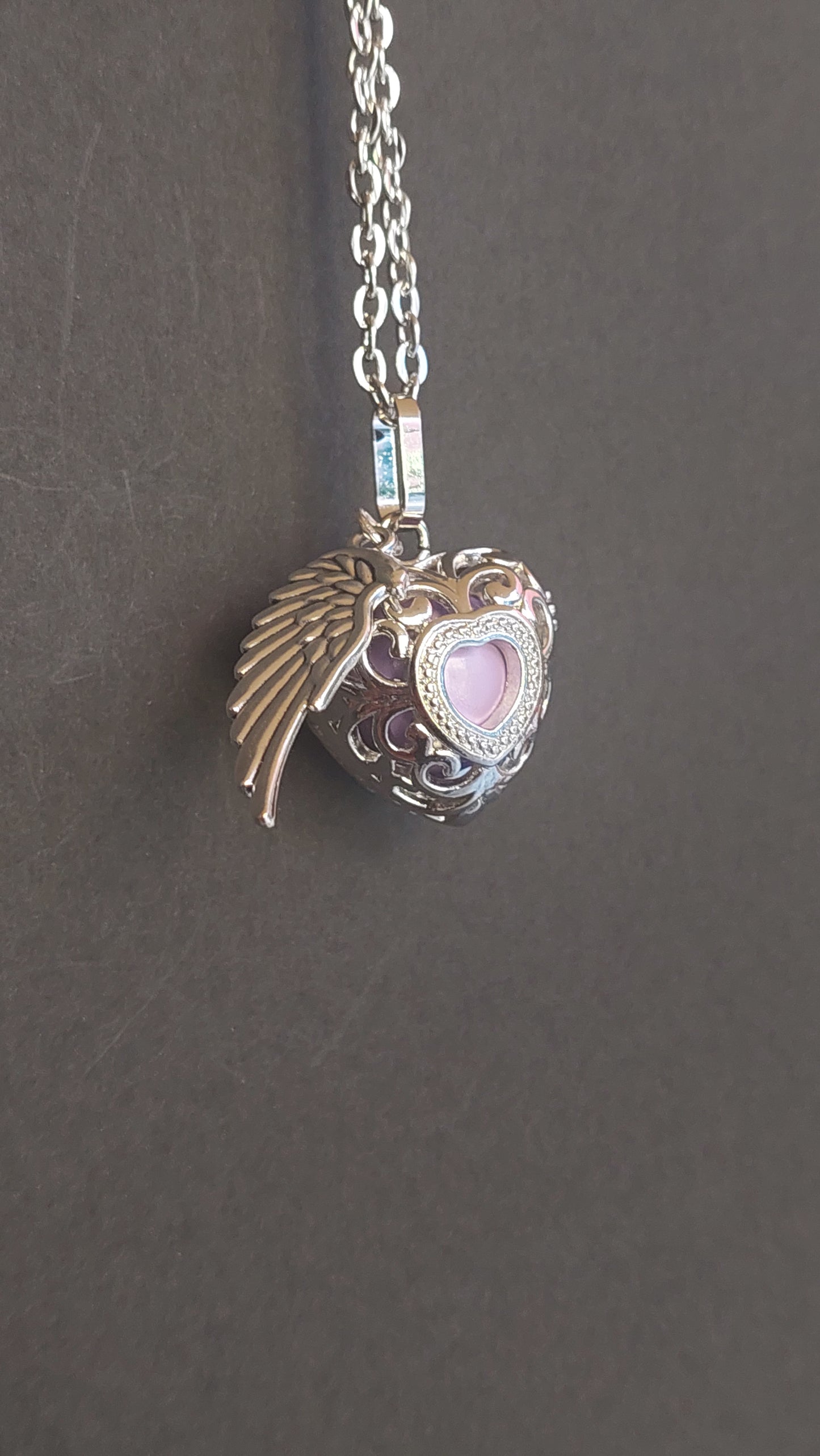 Llamador de Ángeles / Corazón Lila con 1 ala