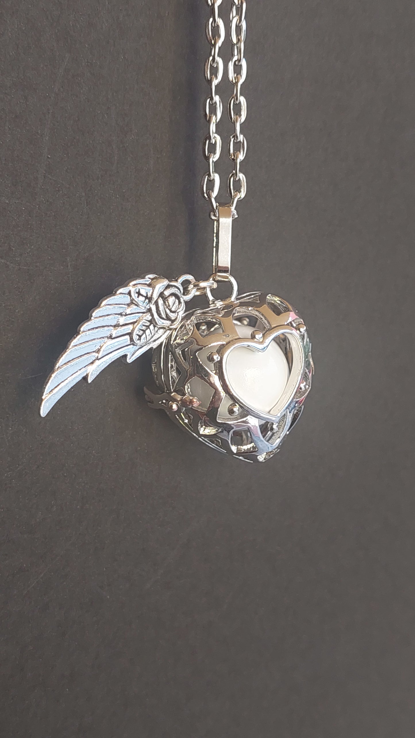 Llamador de Ángeles / Corazón Blanco con 1 ala y flor