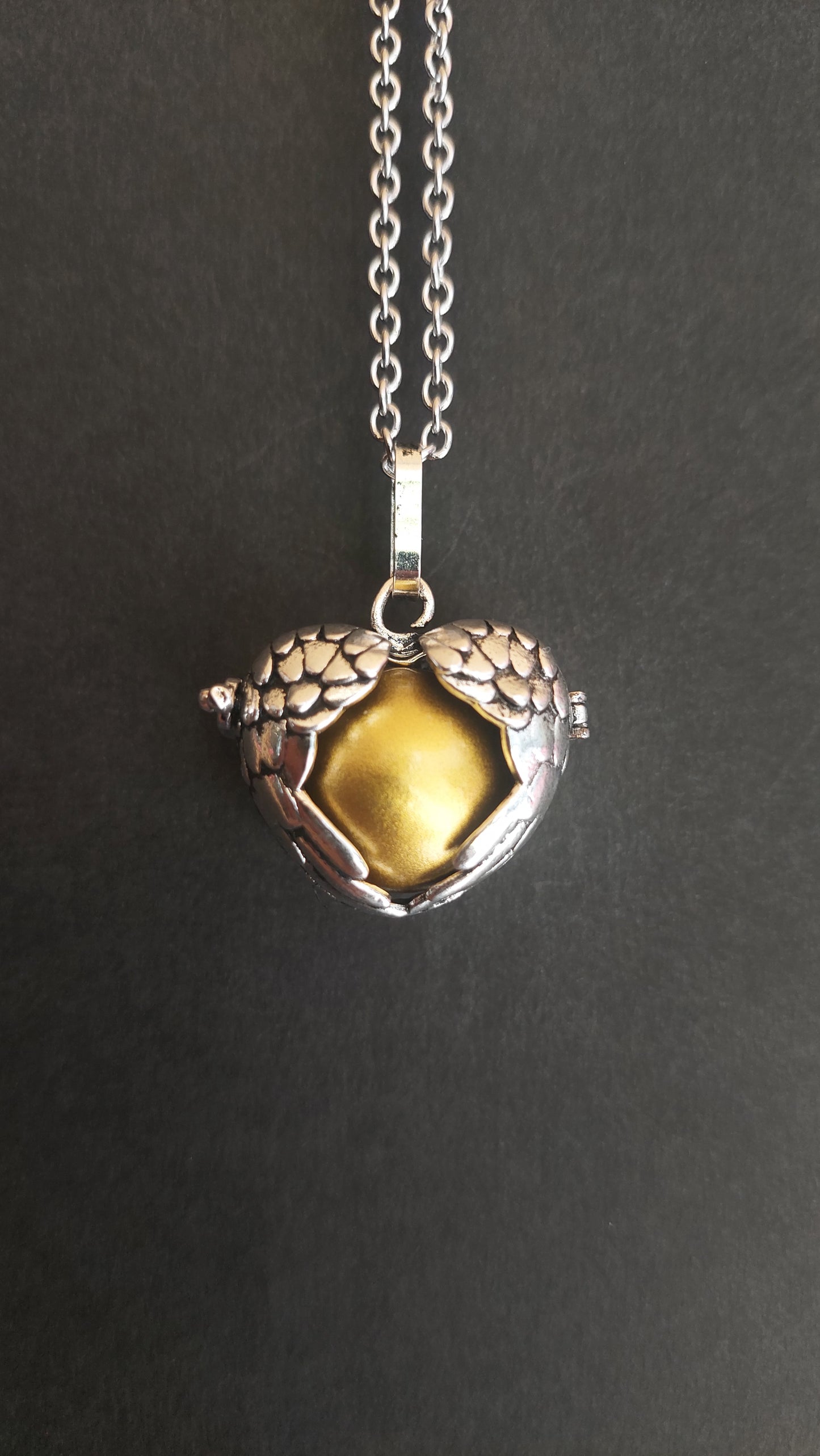 Llamador de Ángeles / Alas con Cascabel Oro