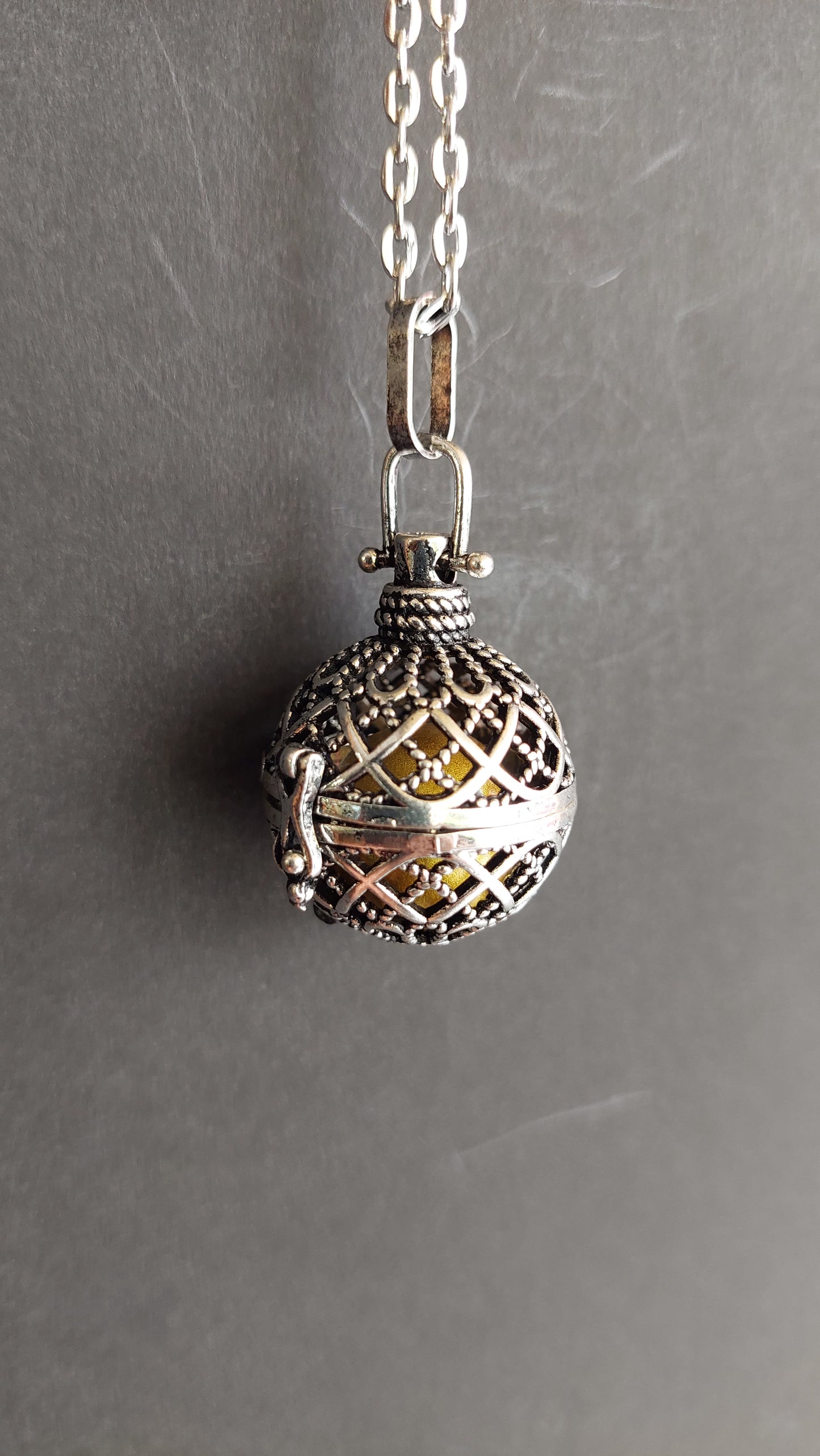 Llamador de Ángeles / Esfera con Orlas Oro