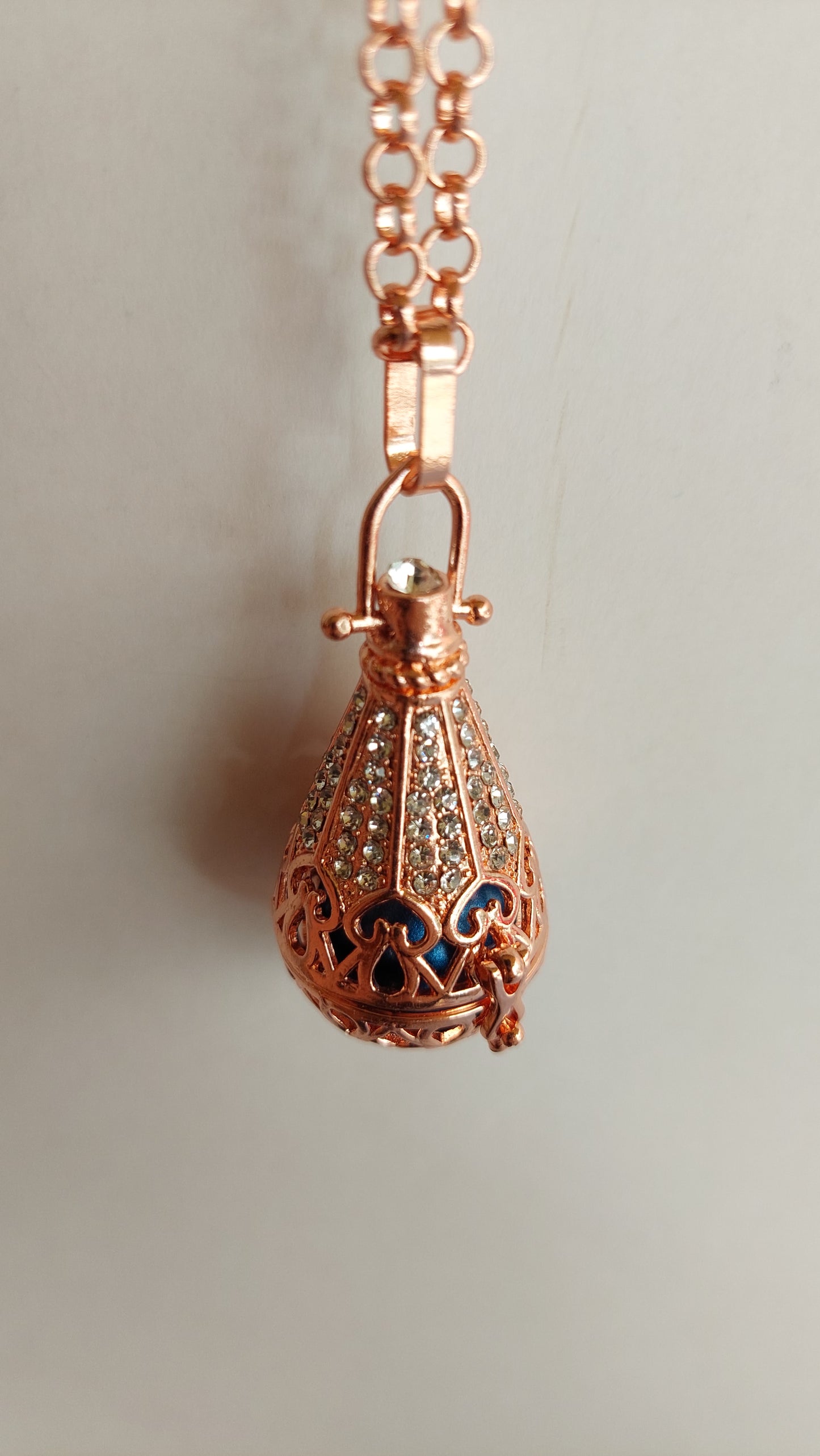 Llamador de Ángeles / Gota con Brillantes ORO ROSA Azul