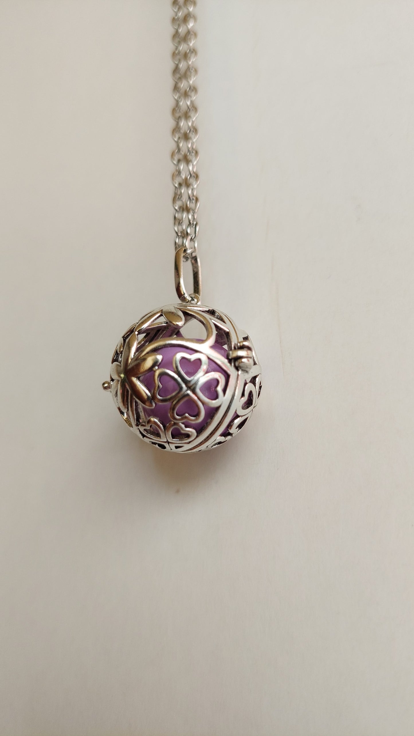 Llamador de Ángeles / Esfera con Flores Lila