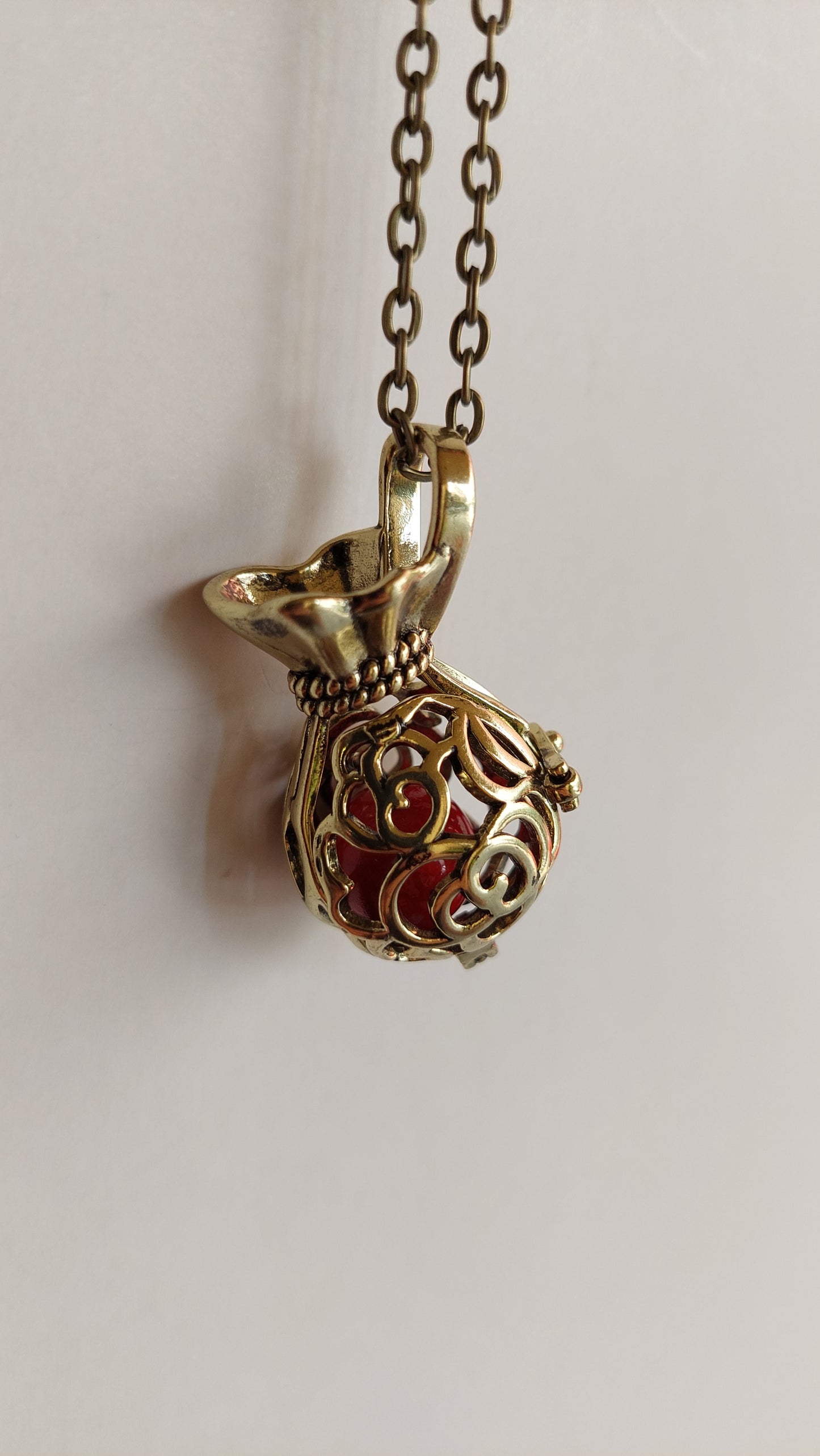 Llamador de Ángeles / Saquito de los Deseos DORADO ANTIGUO Rojo