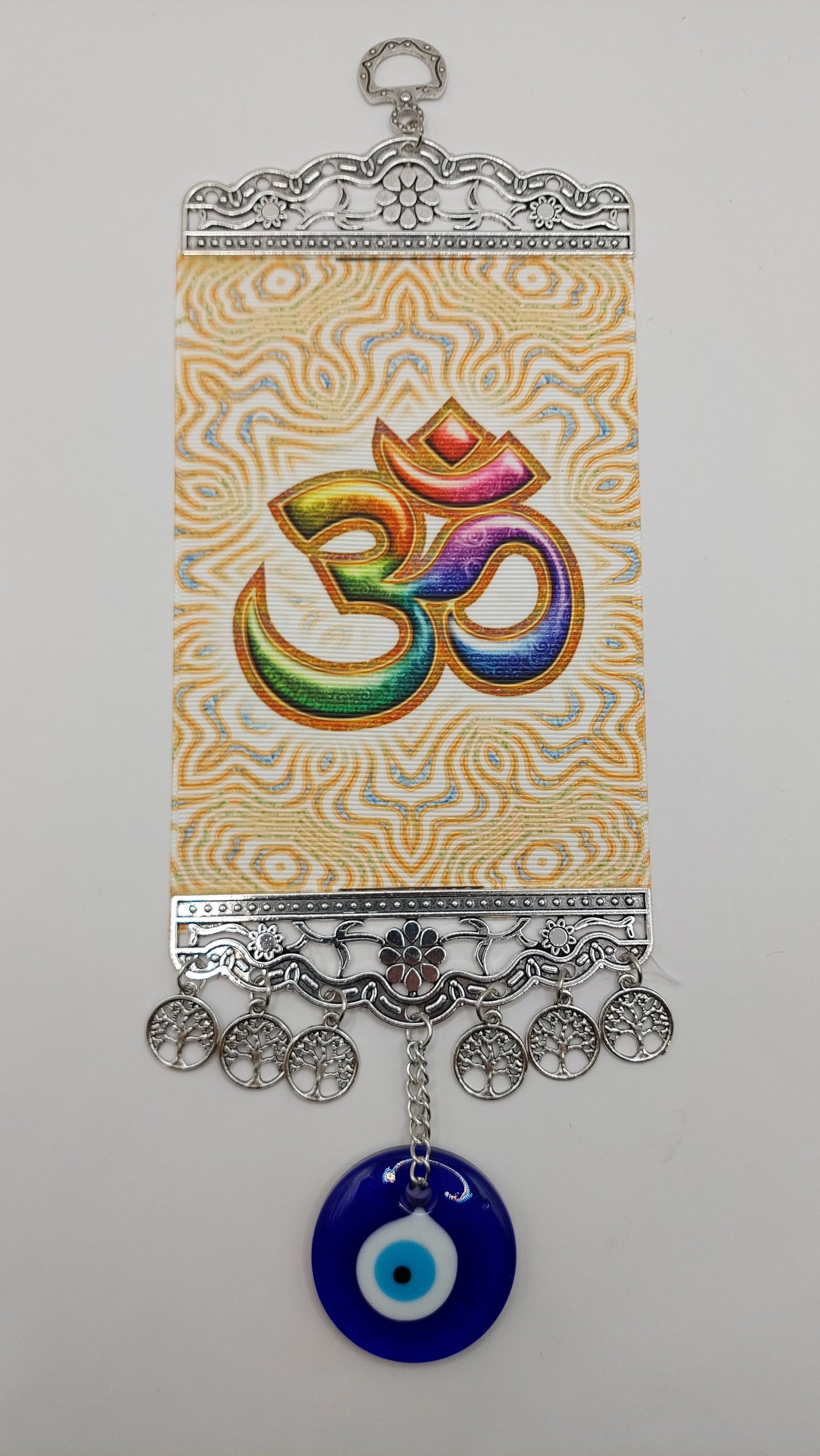 Estandarte Om con Ojos Turcos