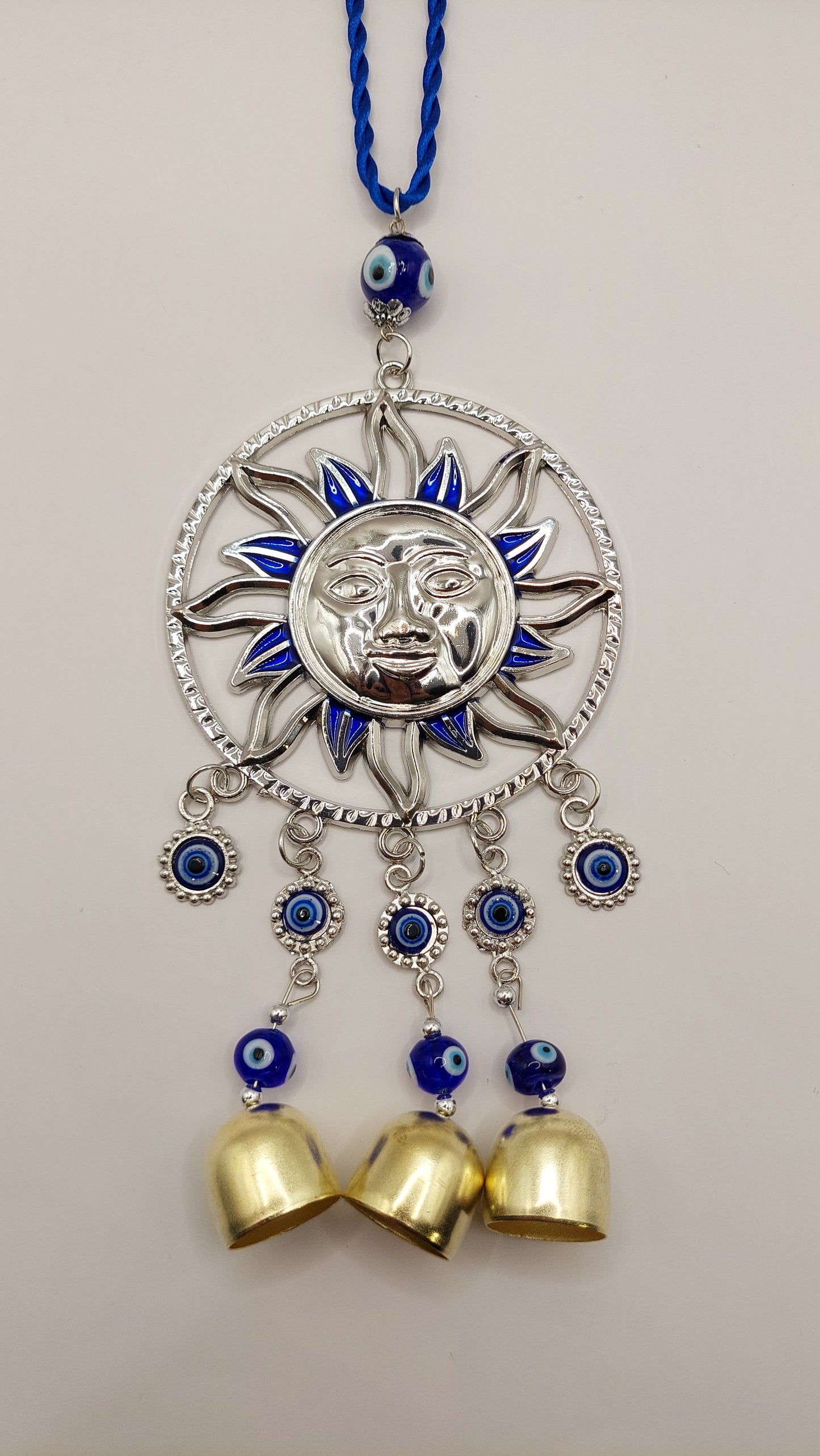 Amuleto Sol con Ojos Turcos y Campanas