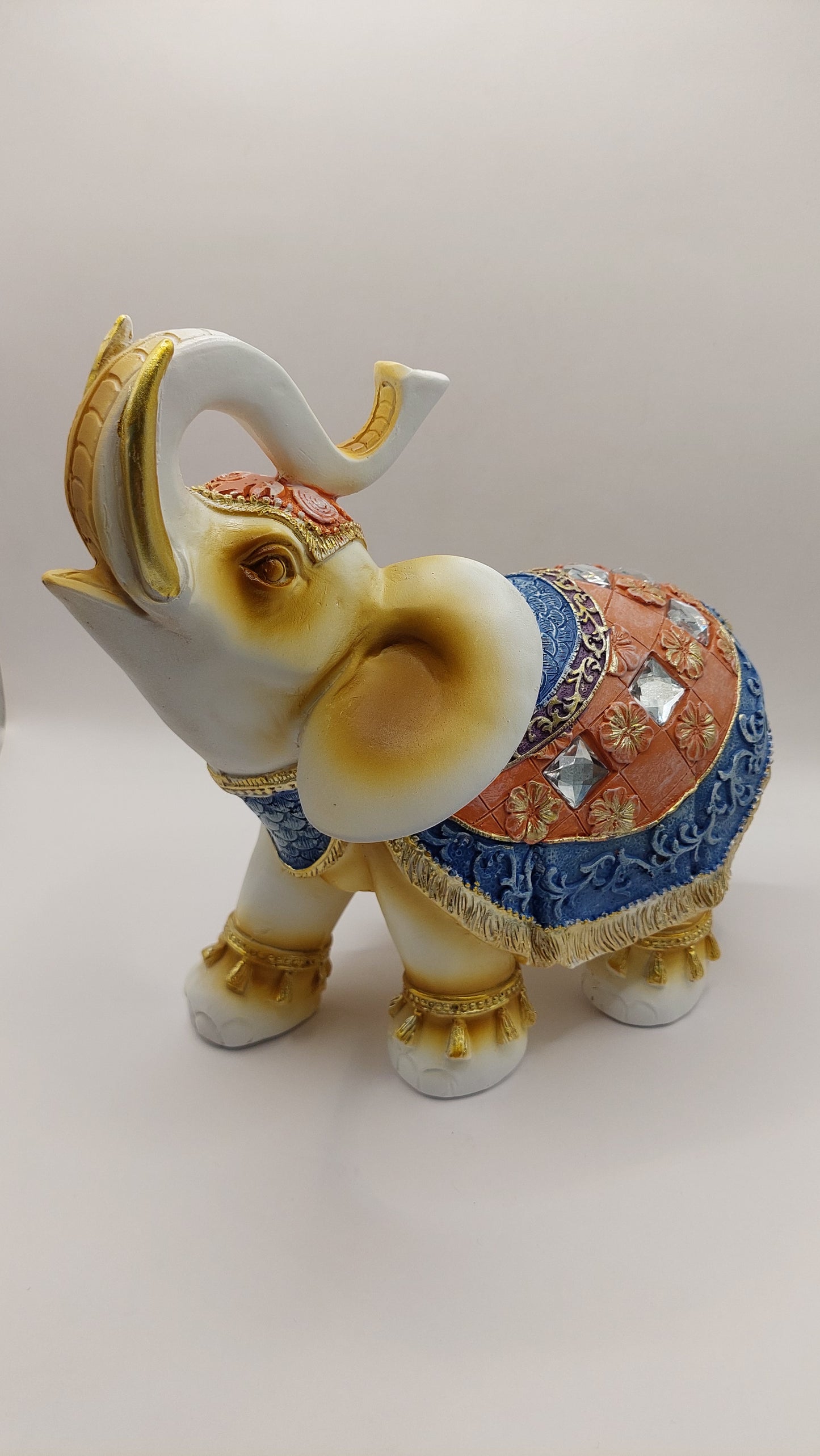 Elefante Blanco (mediano)