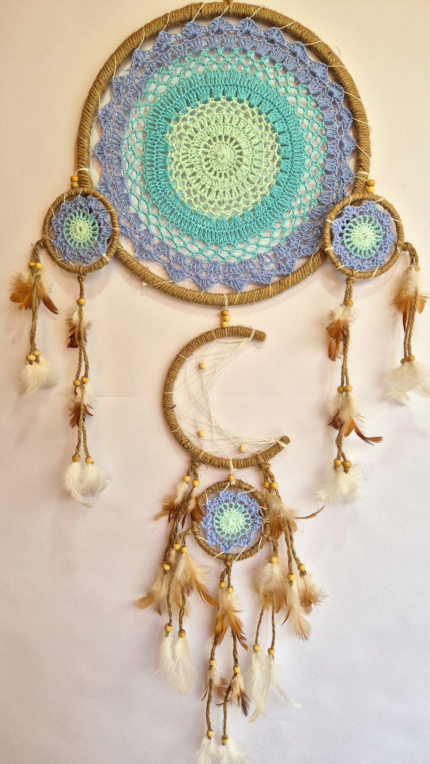 Atrapasueños GRANDE circulos, luna y plumas