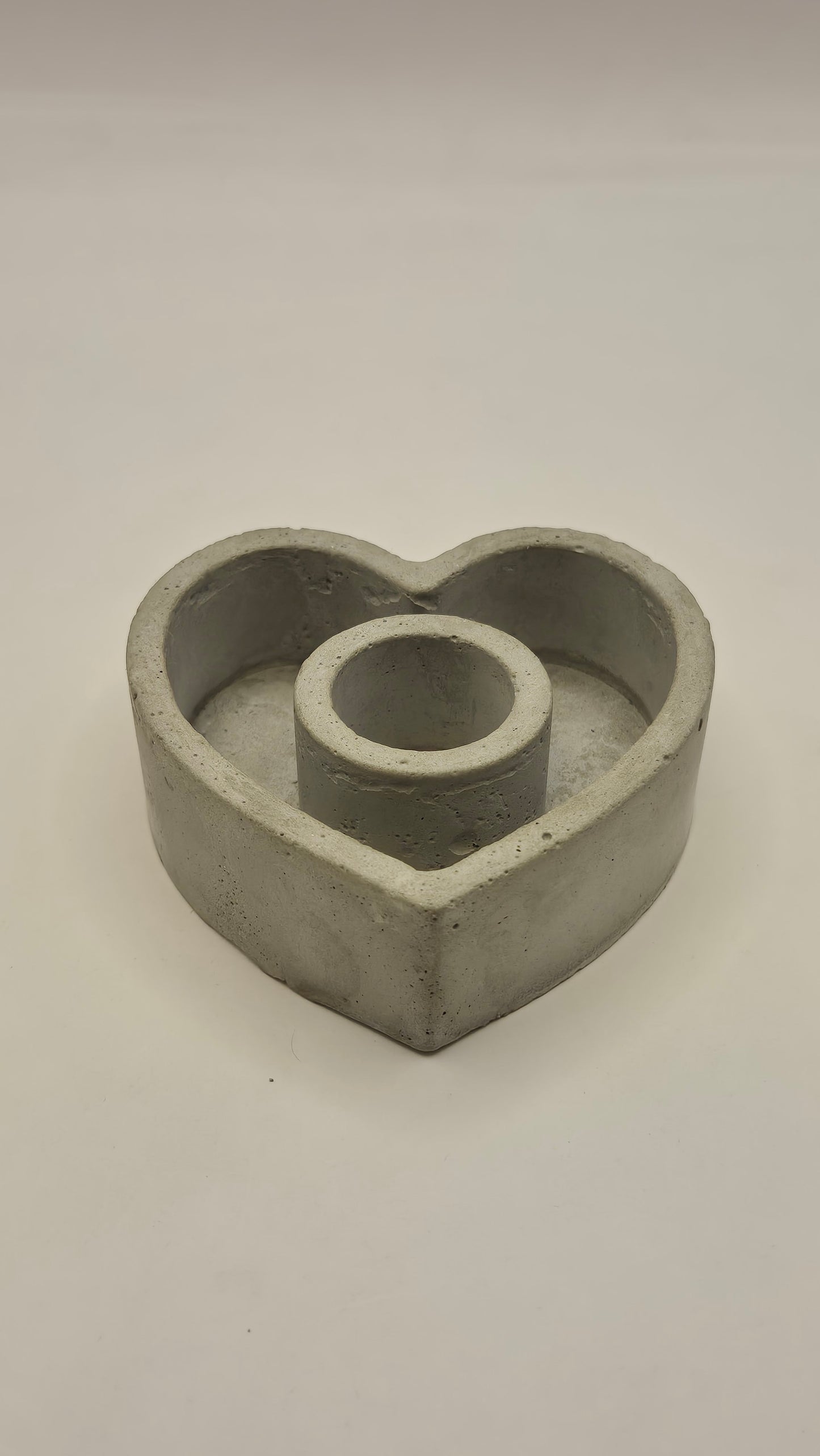 Porta Vela o Sahumerio Corazón CONCRETO