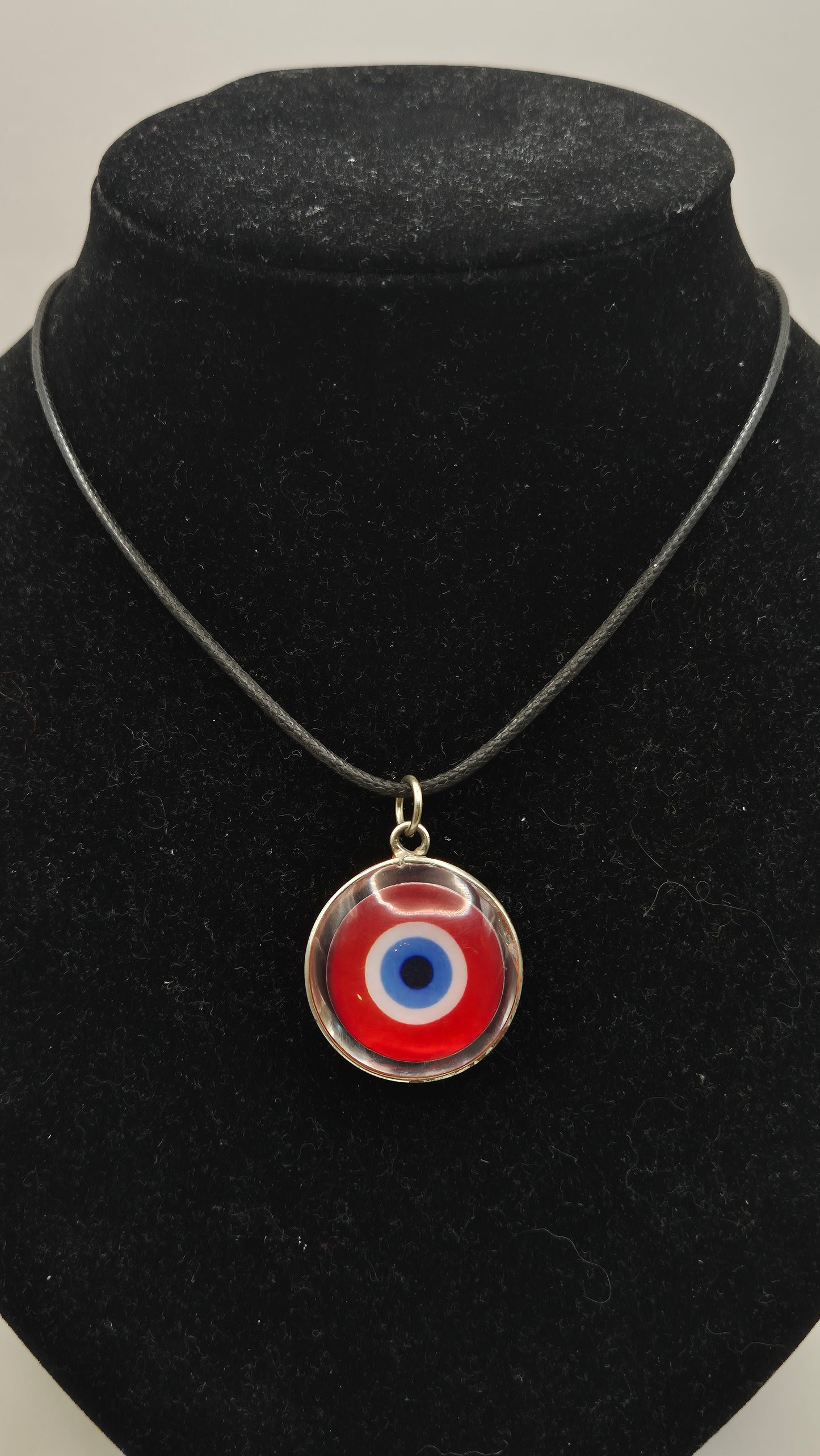 Collar dije circular de vidrio con Ojo Turco Rojo