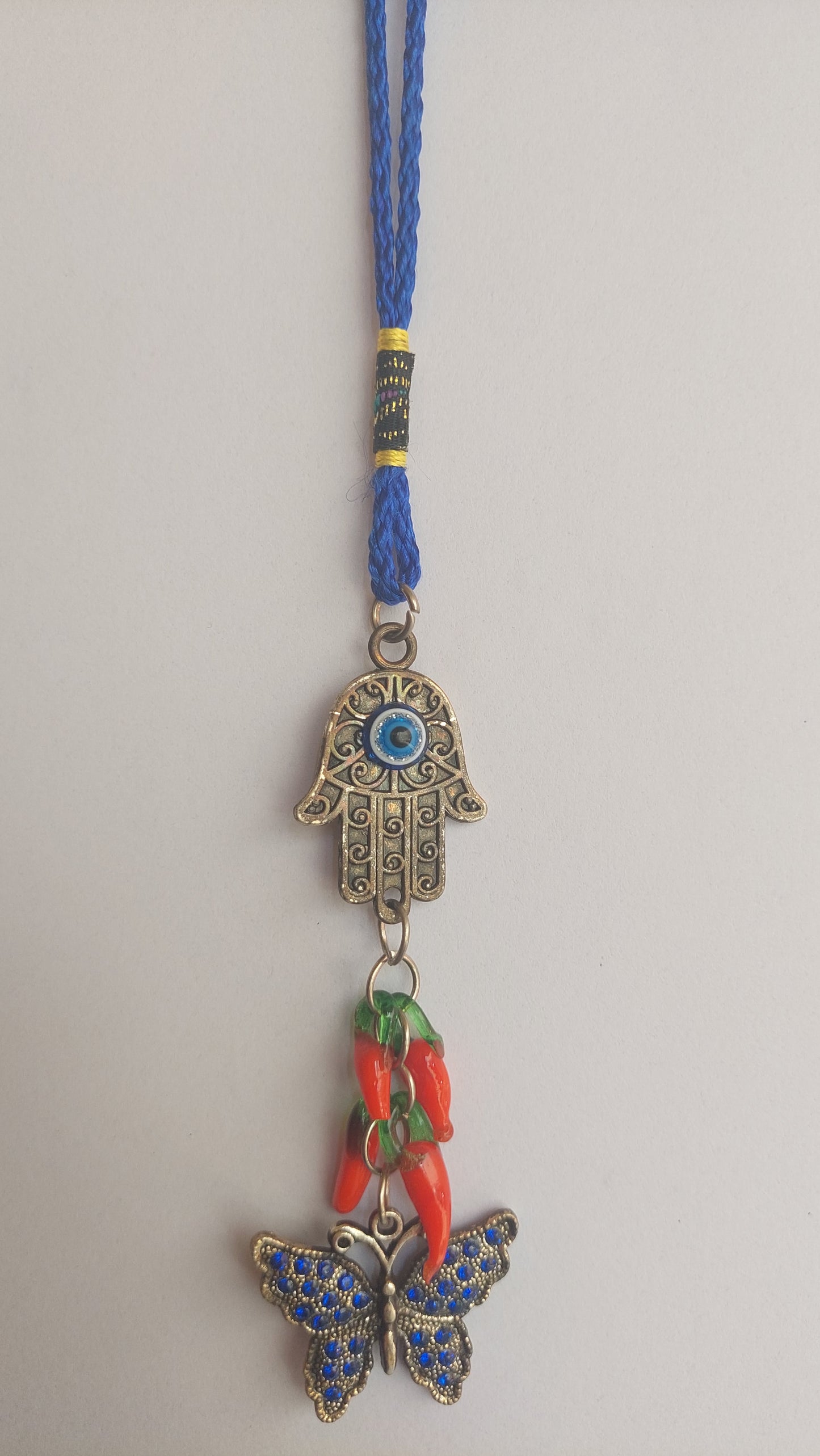 Amuleto Mano de Fatima, Mariposa y Chiles