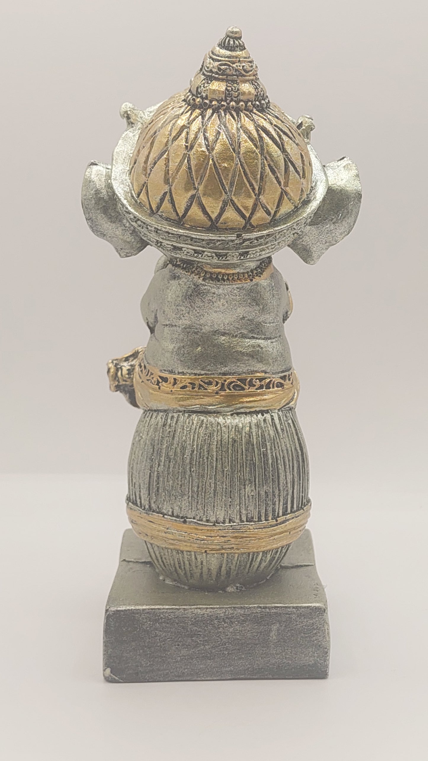 Baby Ganesha (plata y dorado) (dios hindú)