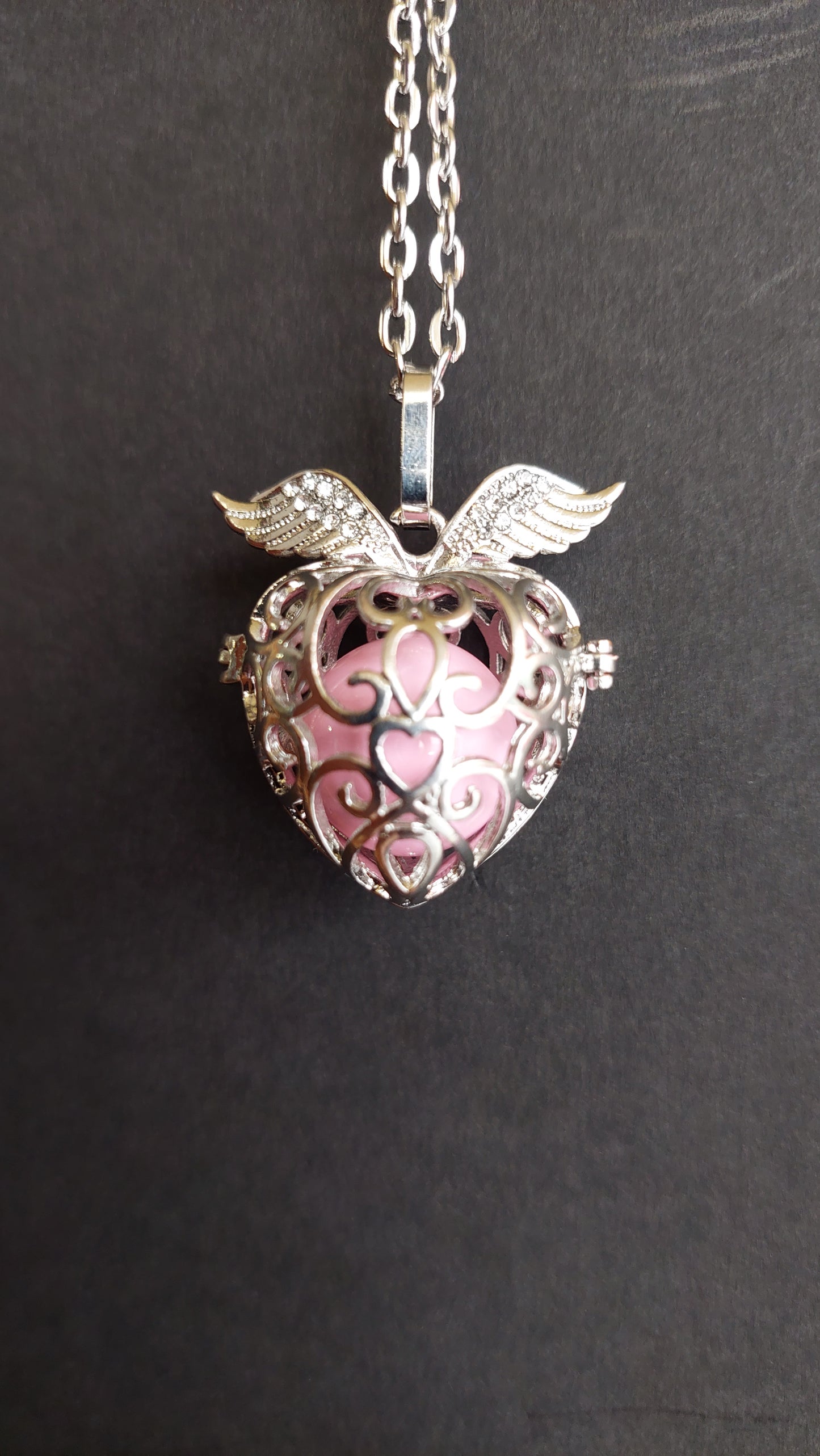 Llamador de Ángeles / Corazón 2 alas PLATA cascabel rosa