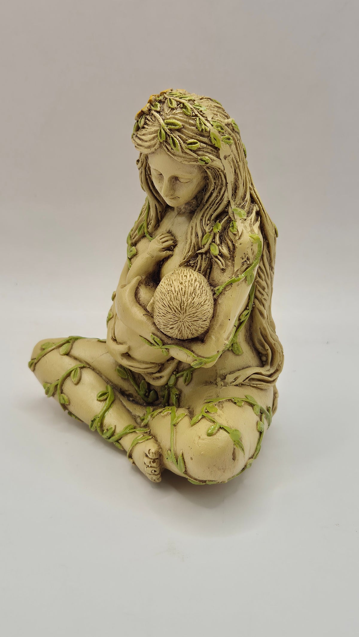 Diosa Gaia "Gea" con bebe