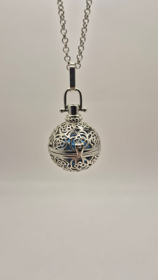 Llamador de Ángeles / Esfera PLATEADA con Rosas / Cascabel Azul