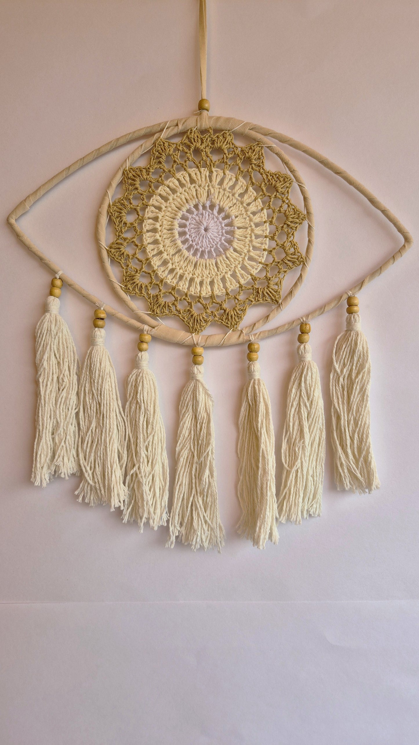 Atrapasueños forma de Ojo Turco (Blanco y Marrón)