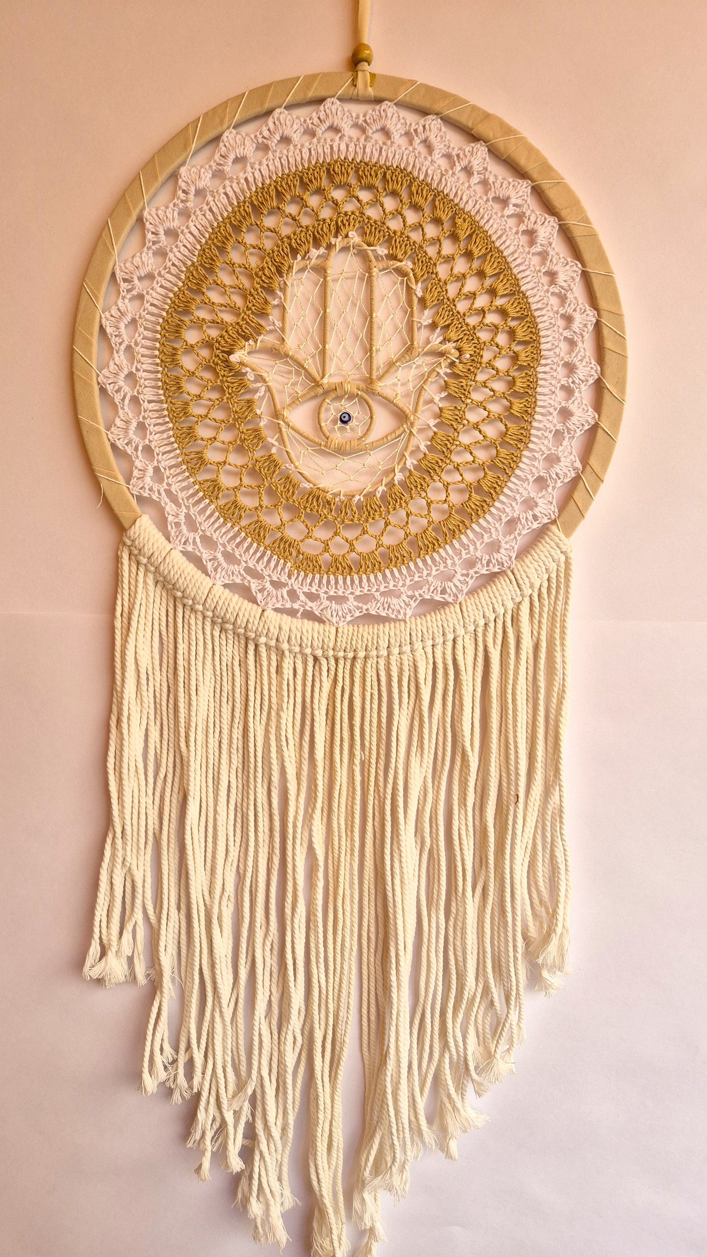 Atrapasueños Mano de Fatima macrame (blanco y marrón)