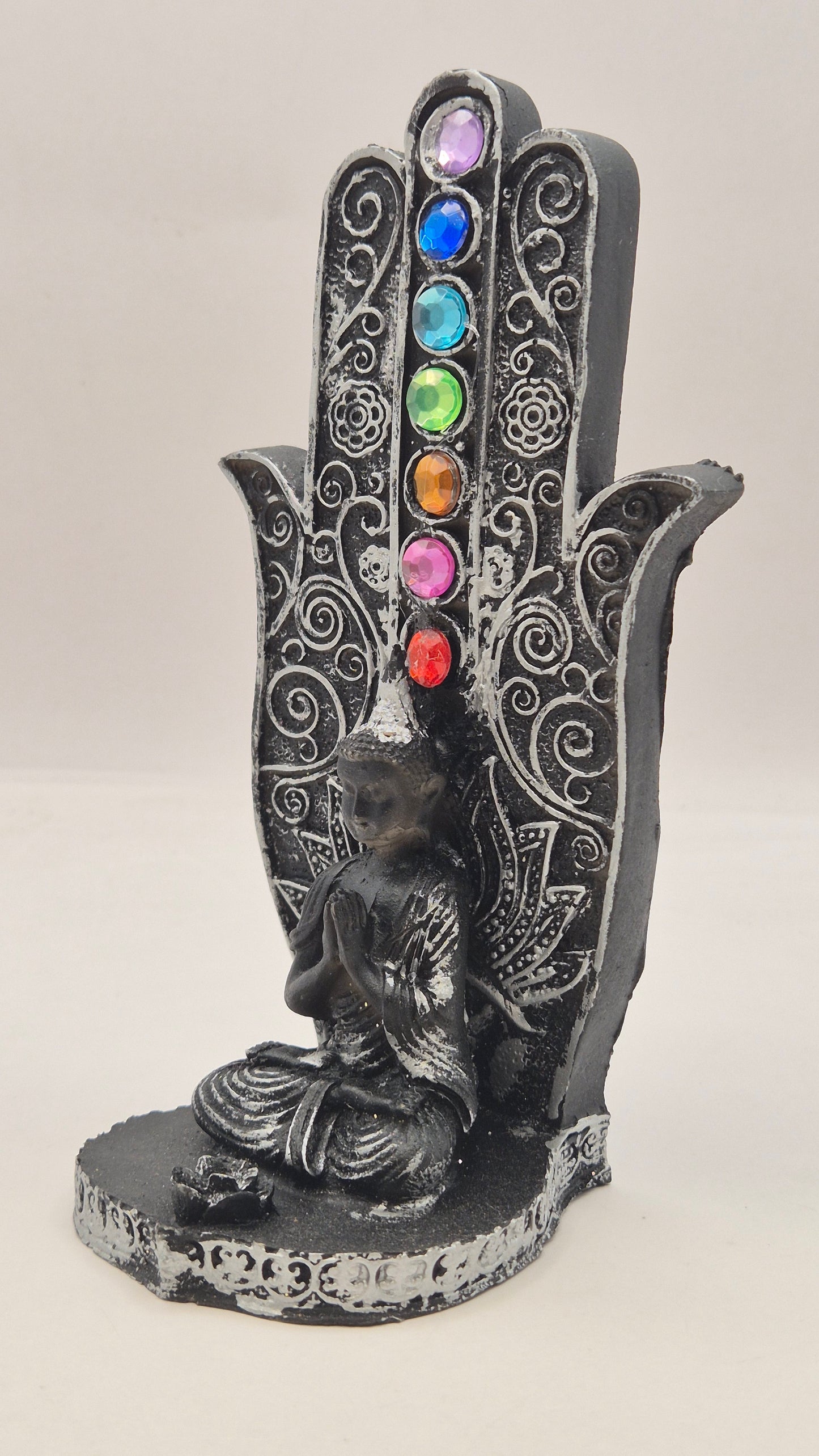 Buda con Manos en Pecho "Mudra Pranan" con Mano de Hamsa (negro)