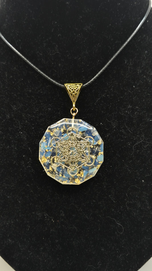 Collar dije Orgonita Cubo de Metatrón (color 1)