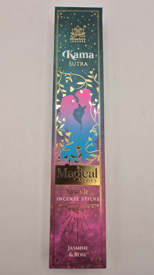 Jasmin y Rosa "Kama Sutra" marca Himalaya Magical Series