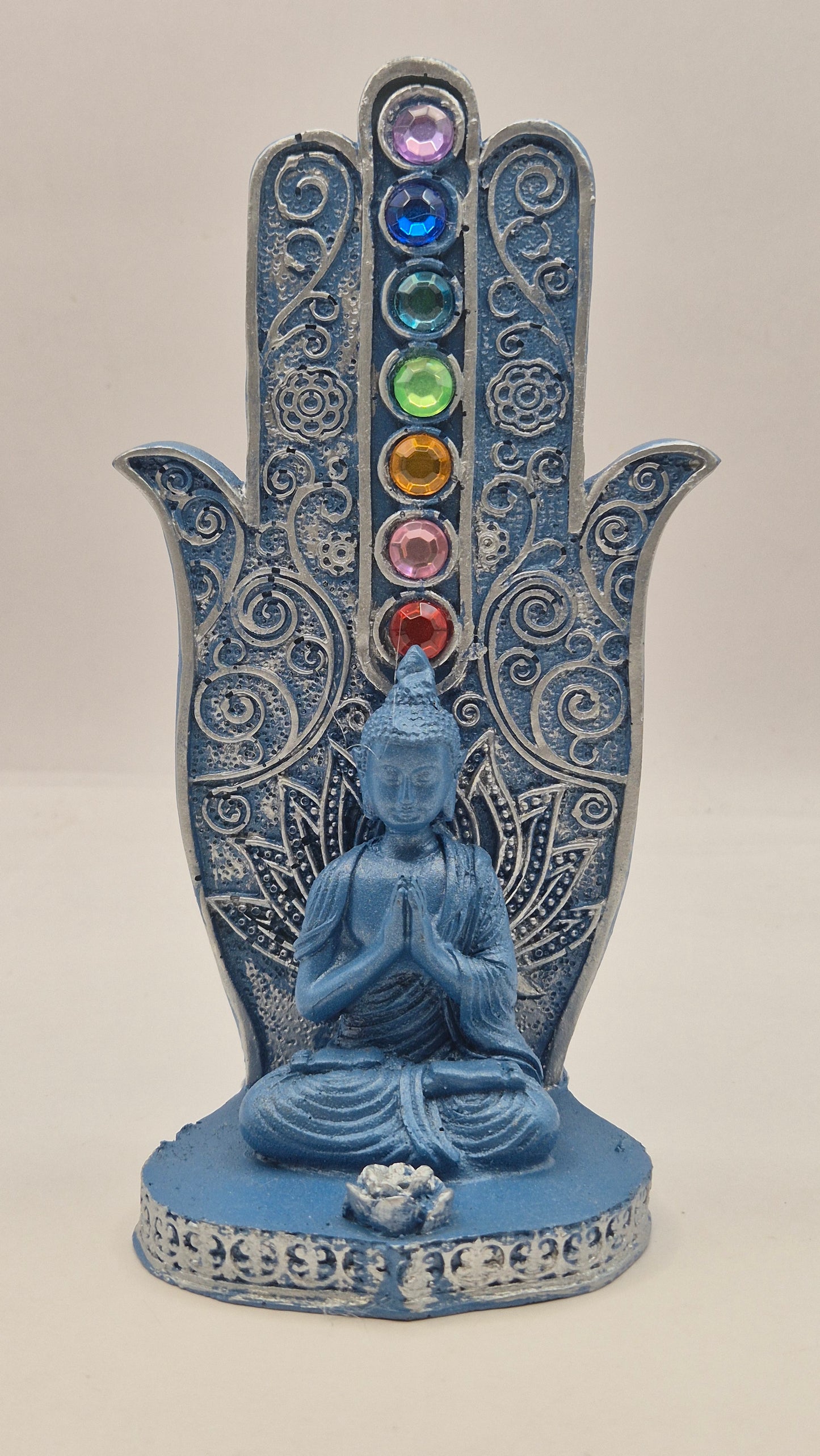 Buda con Manos en Pecho "Mudra Pranan" con Mano de Hamsa (azul)