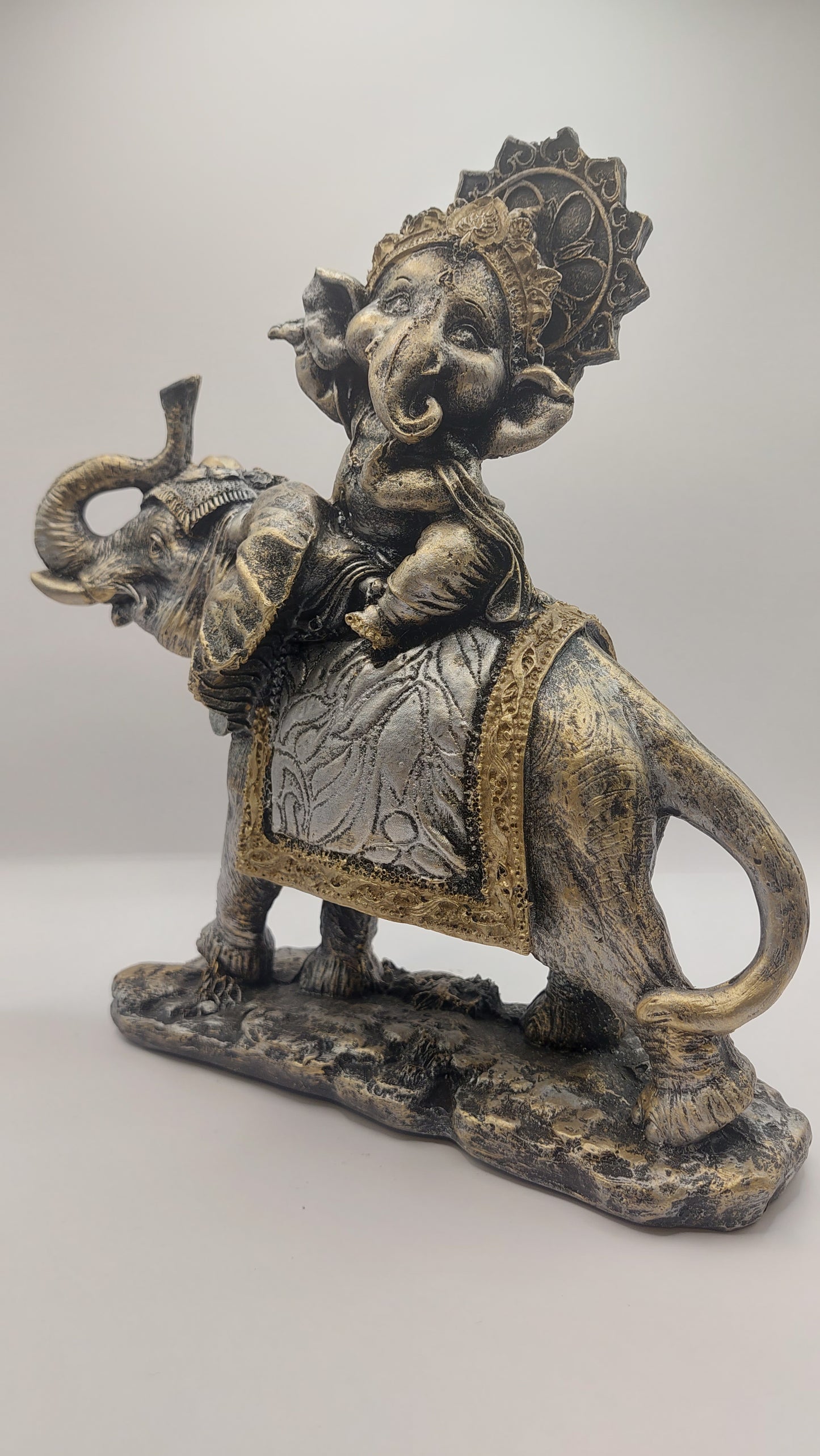 Ganesha sobre Elefante (plateado) (dios hindú)