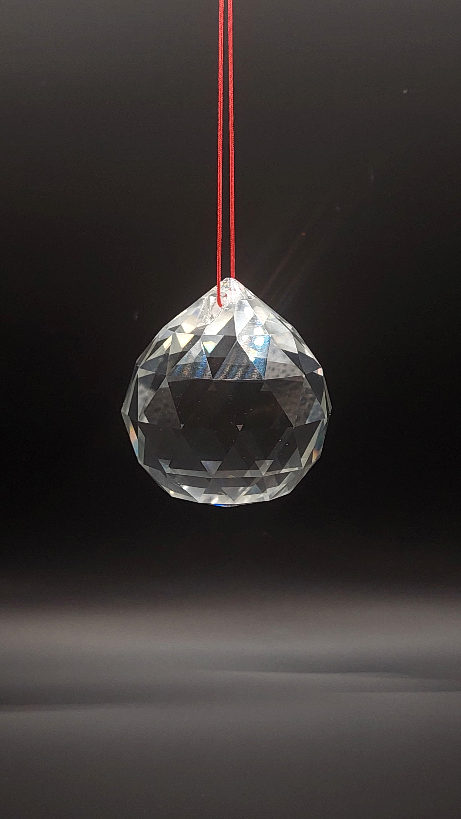 Boule de Cristal Feng Shui Facettée ø 6 cm – Tierra Zen